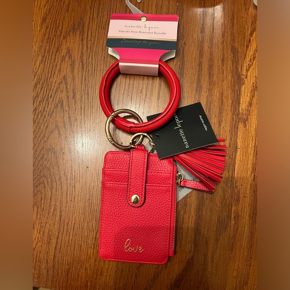 COPY - Nanette Lepore Hands Free Wristlet Bracelet  Bundle - Picture 1 of 3